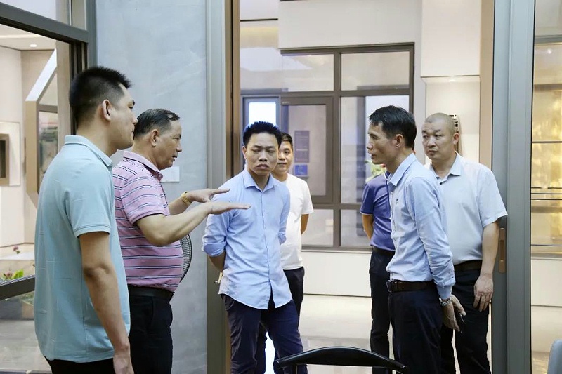 帝奥斯门窗