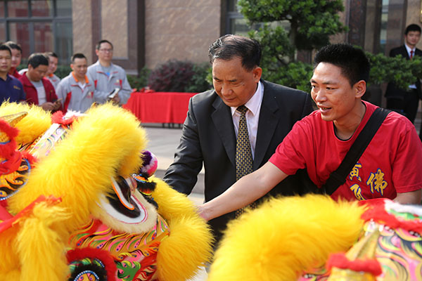 帝奥斯门窗