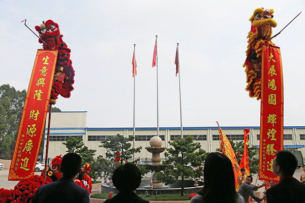 帝奥斯门窗