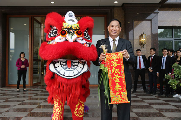 帝奥斯门窗