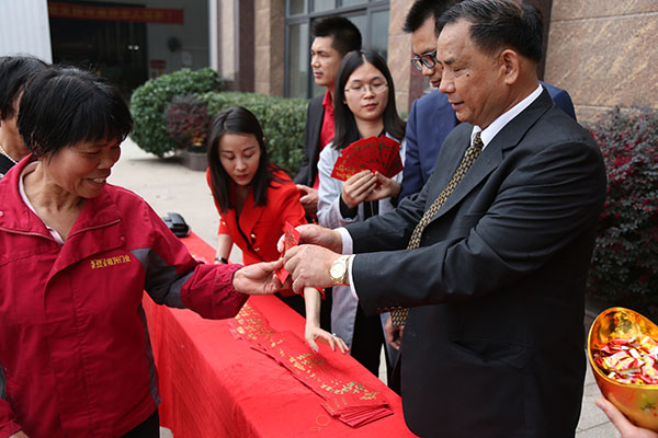 帝奥斯门窗