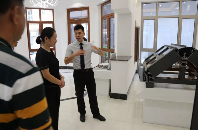 帝奥斯门窗