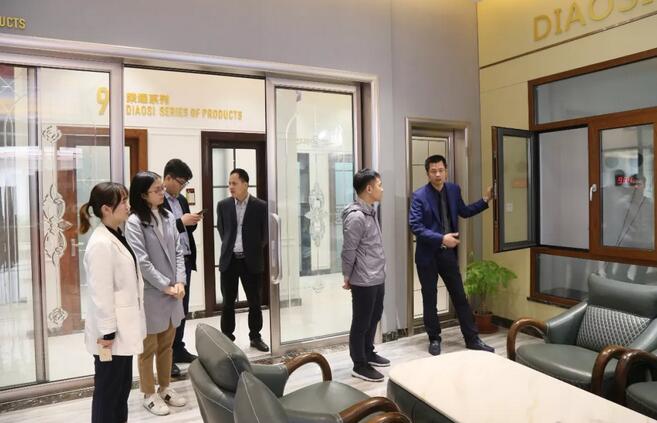 红星参观帝奥斯