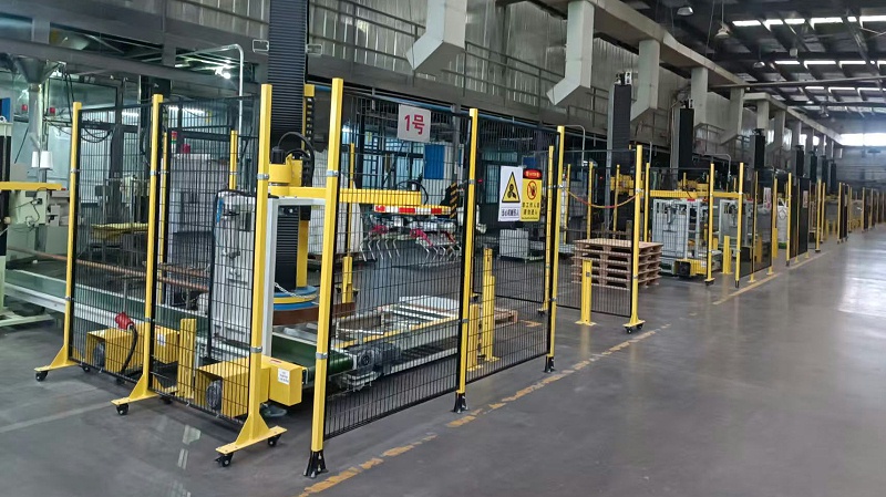 现代化车间--青岛中新华美塑料有限公司 现代化车间--青岛中新华美塑料有限公司