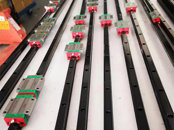 上银直线导轨