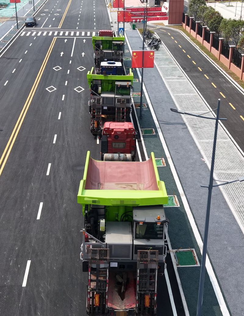 自卸车4