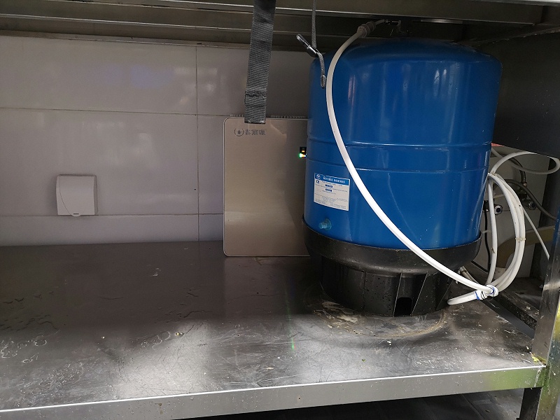 400G净水器和20G压力桶 400G净水器和20G压力桶