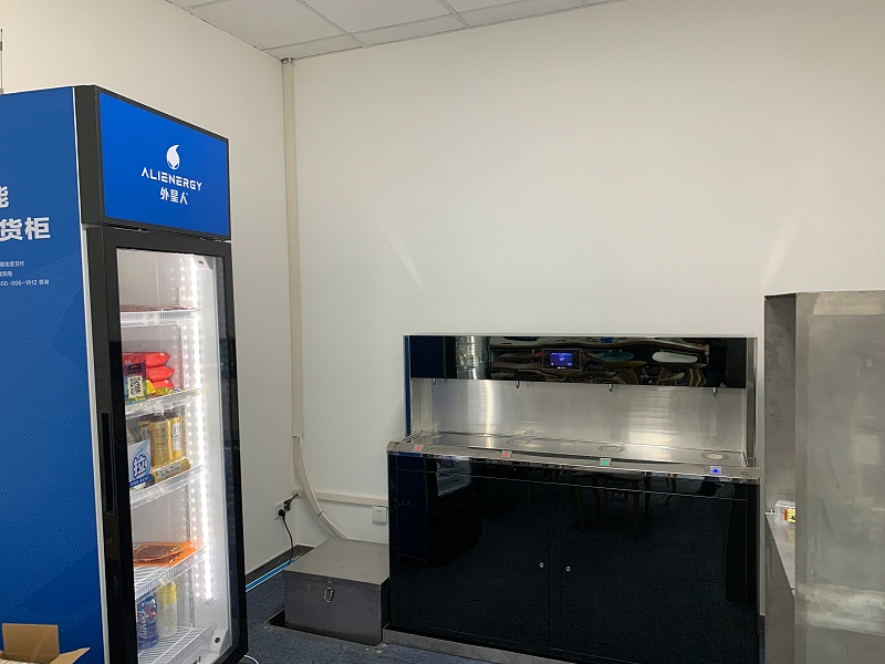 步进式开水器安装照2 步进式开水器安装照2