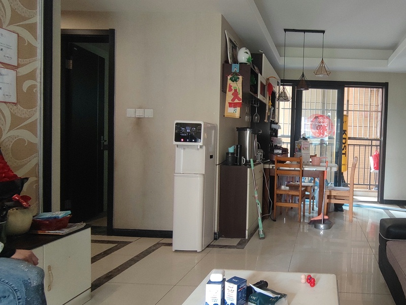 同事家安装的直饮水 同事家安装的直饮水