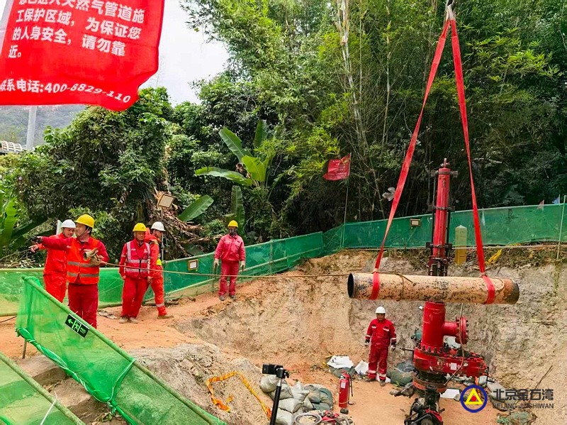 57断管砌筑黄油墙完成