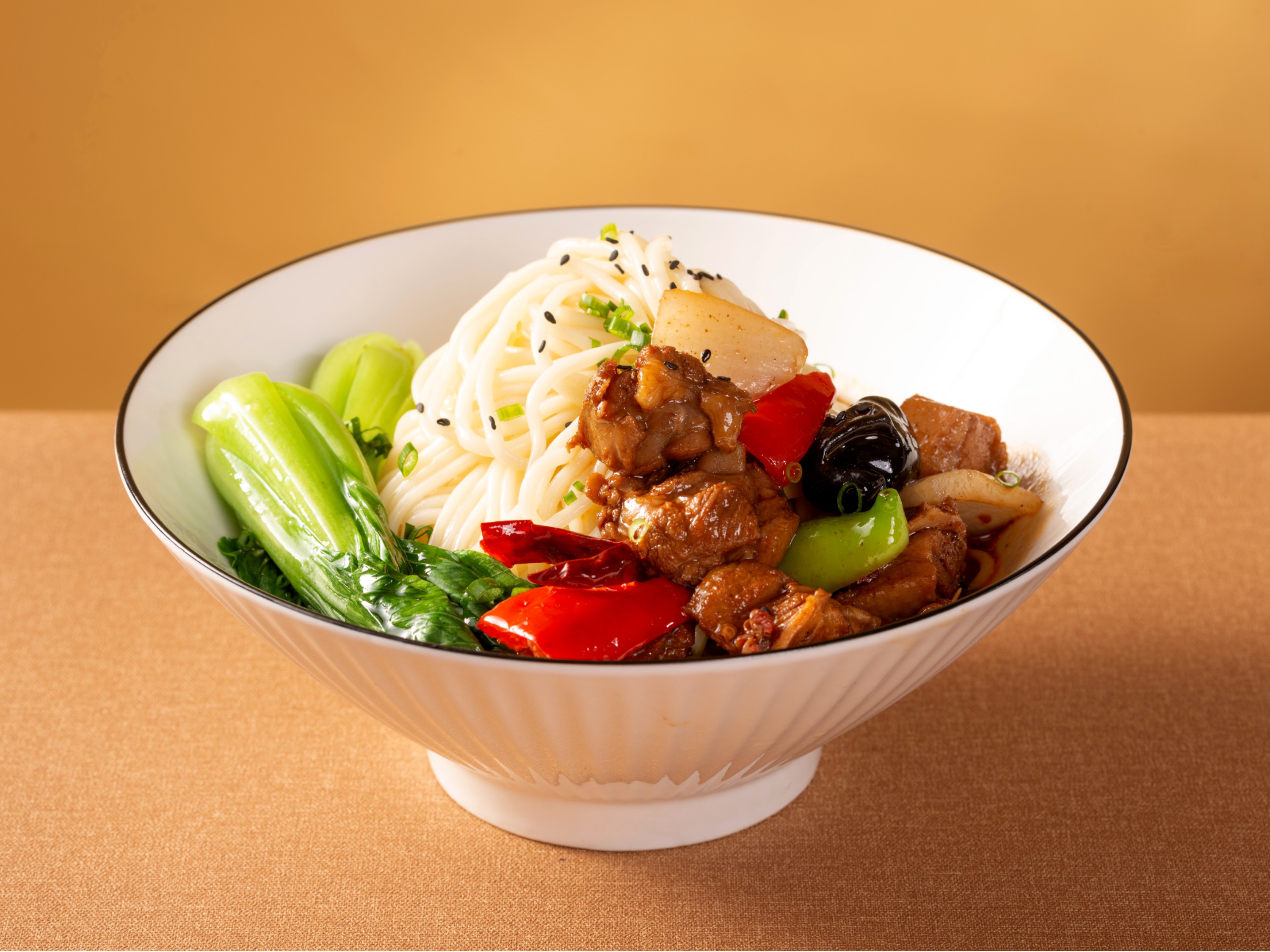 麻辣鸭鸭盖浇面 麻辣鸭鸭盖浇面