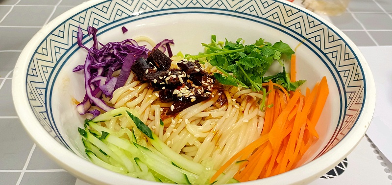 荔枝拌面 荔枝拌面