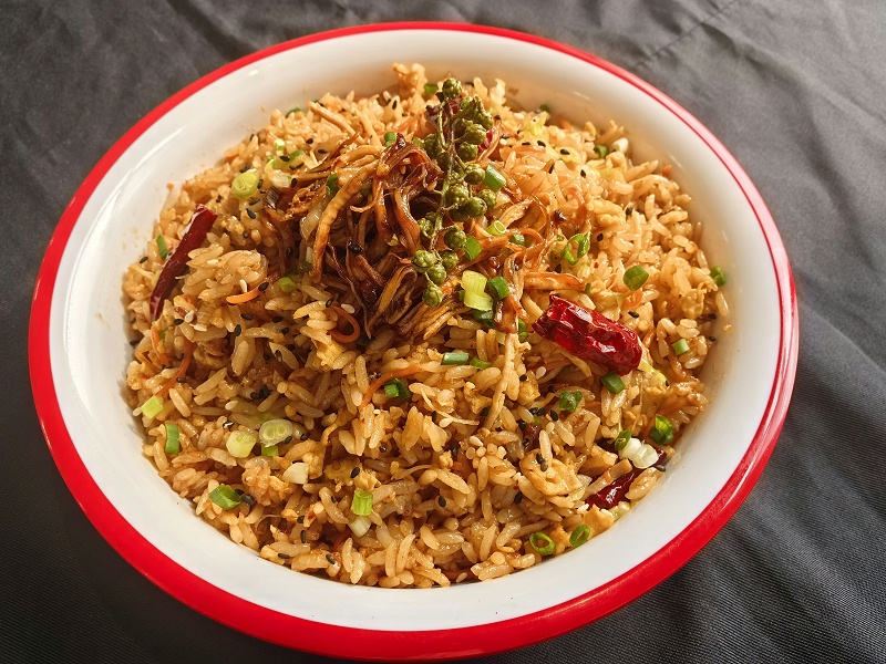 椒麻鸡丝炒饭