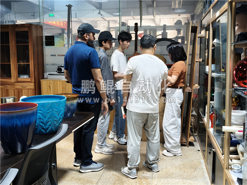 巴基斯坦客户来访鹏鲲考察